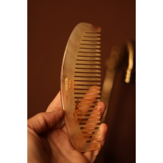 Mistik Terapi Sığır Boynuzu Tarak – Gelenekten Gelen Doğal Güzellik & Yüksek Kalite