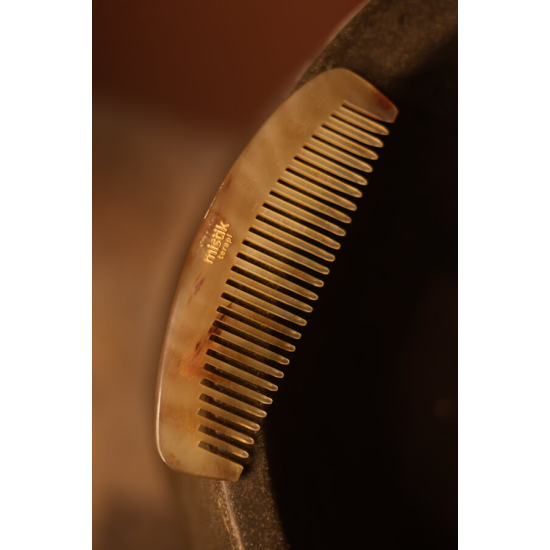 Mistik Terapi Sığır Boynuzu Tarak – Gelenekten Gelen Doğal Güzellik & Yüksek Kalite