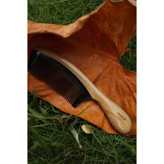 Pelesenk Saplı & Sığır Boynuz Dişli Ahşap Tarak